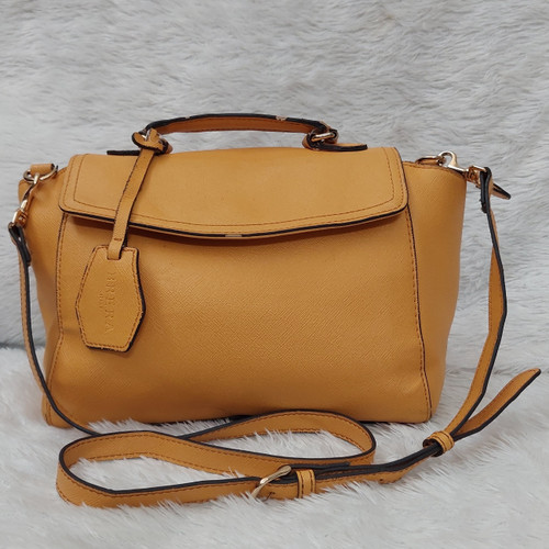 Brera sling bag price online