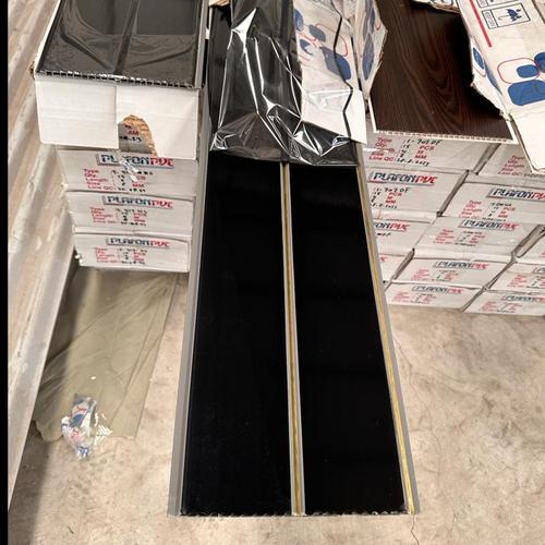 Jual Plafon PVC Hitam Gold 517ng - pnjg 6m - Kota Tangerang Selatan ...