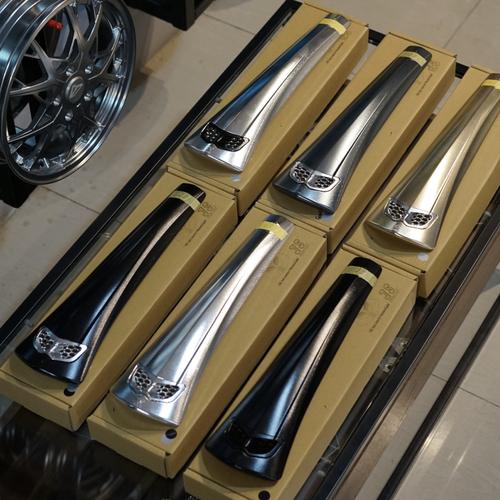 Jual Horn Cover/Dasi Vespa Js manuf new model normal color Sprint