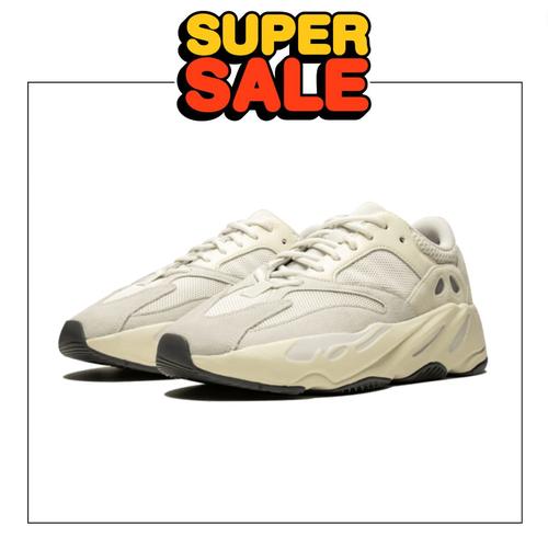 Promo ADIDAS YEEZY BOOST 700 V2 ANALOG Cicil 0% 3x Kota