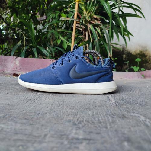 nike roshe two blue