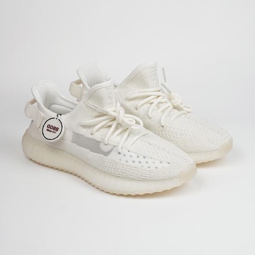 harga yeezy triple white