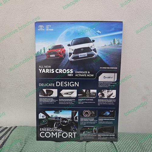Jual brosur katalog mobil toyota yaris cross 2023 flyer - Kota Surabaya ...