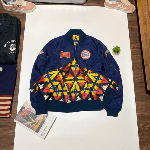 Jual Jaket Flight Bomber Rodeo Crowns Vintage Patch Embroidered Navy ...