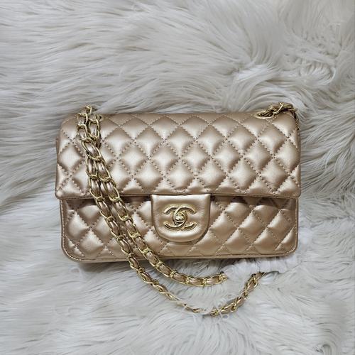 Jual CH VIP Gift Classic Gold Lambskin Kota Depok