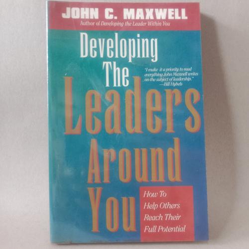 Jual DEVELOPING THE LEADERS ARPUND YOU BY JOHN C MAXWELL - Kota Bekasi ...