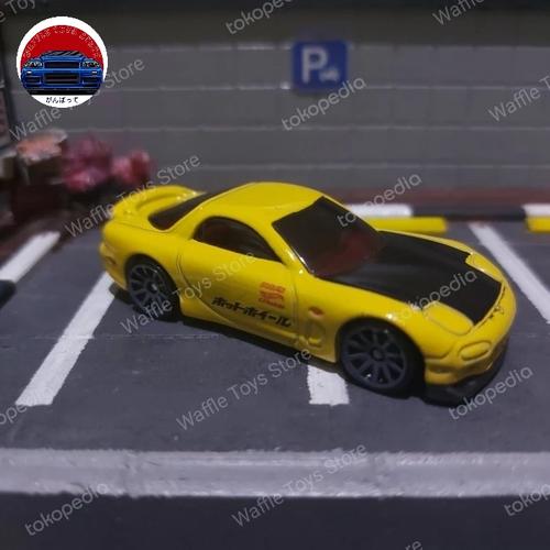 Jual Hotwheels Mazda RX7 Kuning Loose - Jakarta Barat - Waffle Toys ...