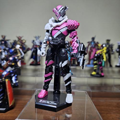 Kamen Rider Build Rtv Jual so-do sodo RTV kamen rider build doctor gamer bandai - Kota ...