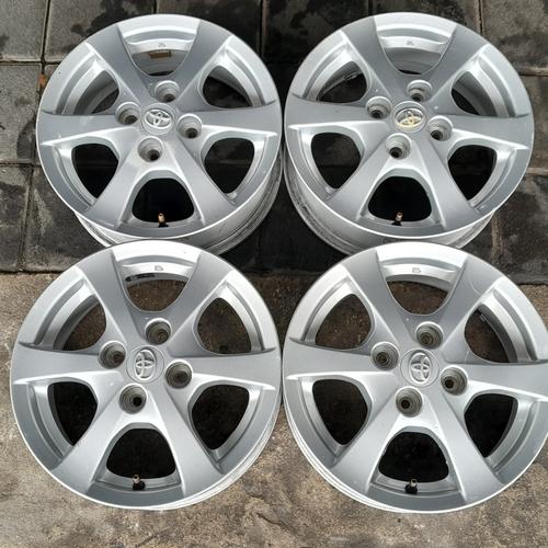 Modifikasi Ringan, Maksimal Gaya: Agya dengan Velg OEM Calya