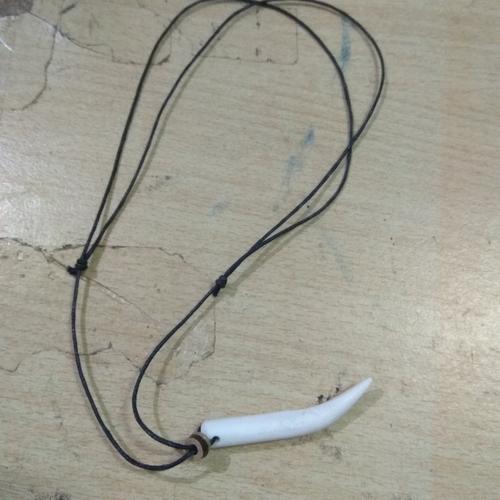 Jual kalung tali pria tulang sapi surfing board oleh oleh bali - Kab ...