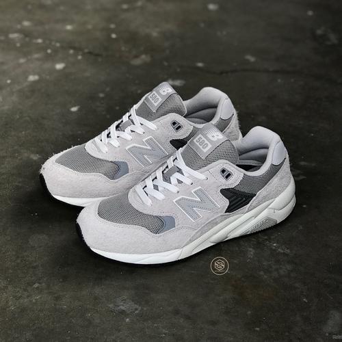 Jual Sepatu Sneakers New Balance 580 Classic Grey White Black