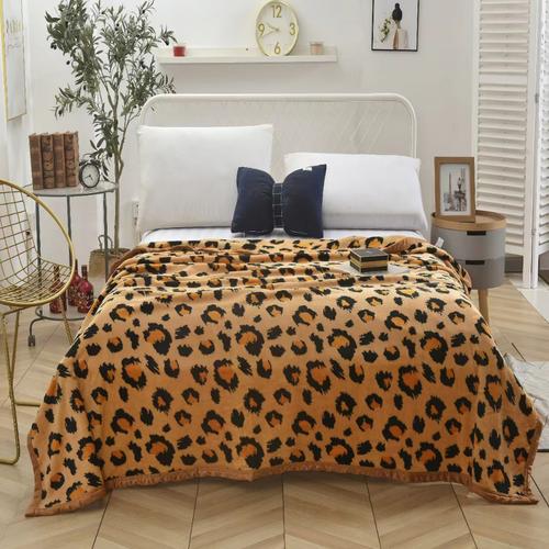 Jual Selimut Bulu Halus dan Lembut dengan Pola Klasik ukuran 180x200