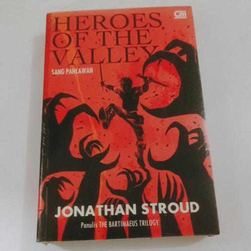 Jual novel Heroes Of The Valley/Sang Pahlawan oleh Jonathan Stroud
