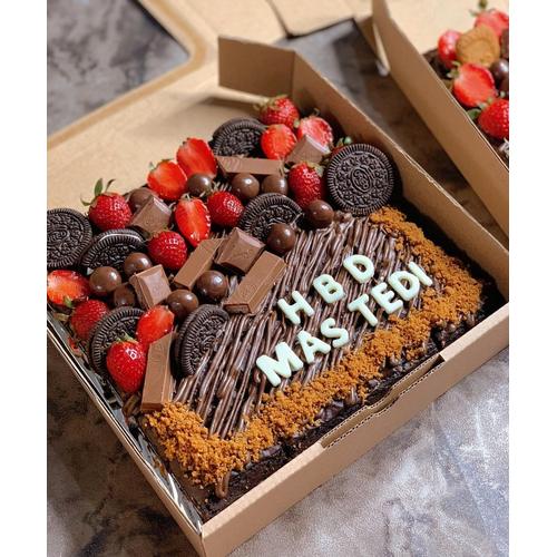 Jual BIG Brownies Fudgy 36PCS Panggang / Fruit cake/ Brownis buah 25X25 Jakarta Timur
