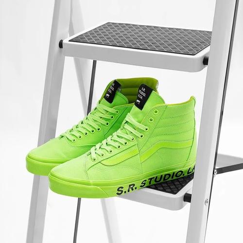 Jual VANS SK8 HI OTW x STERLING RUBY CLASH THE WALL GREEN GECKO ...