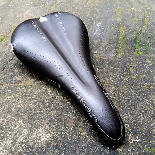 Saddle Sepeda WTB Devo Thinline di Kamar Sepedaku Tokopedia