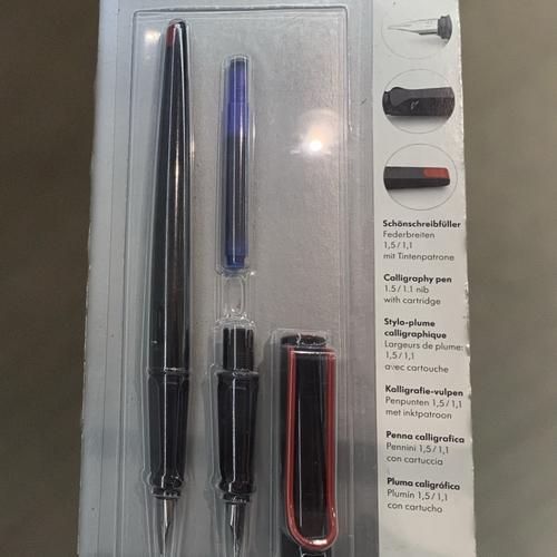 Lamy Safari Füller – Farbe Sky Blue, Federstärke F, Inklusive 5 Schwarze Tintenpatronen Von Lamy