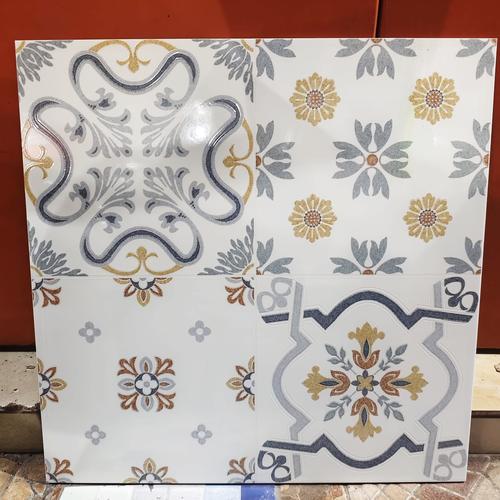 Jual Keramik 50x50 motif batik (glossy)/ keramik dekoratif/keramik