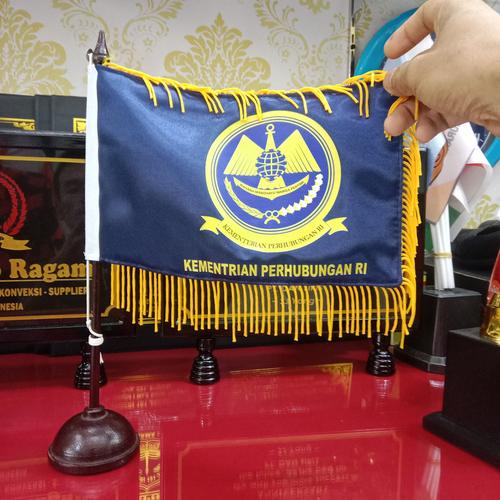 Jual bendera custom rumbai tanpa tiang meja bendera custom bendera ...