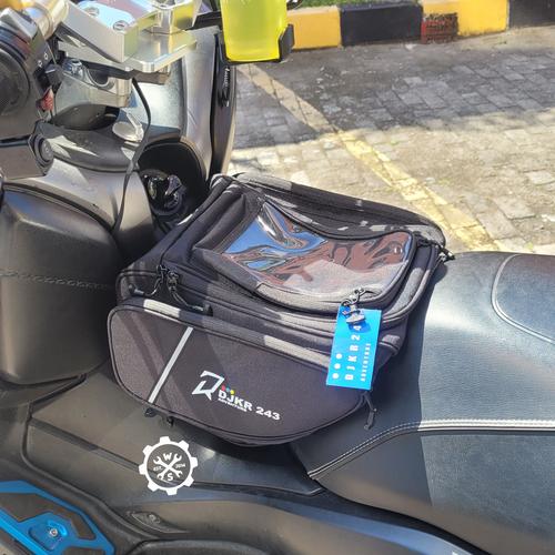 Cómo Instalar Un Baúl En Honda PCX 125 - View #2
