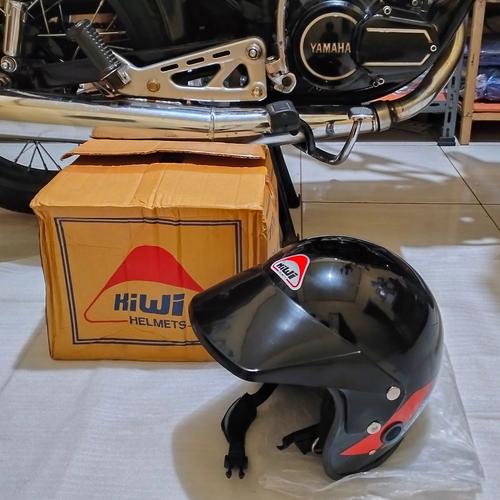 Jual Helm jadul kiwi original NOS Bekasi Raja Jadoel135cc