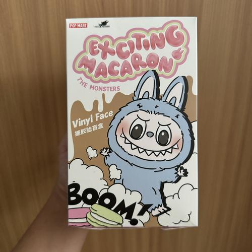 【正規品】LABUBU Exciting Macaron LycheeBerry the monster macaron lycheeberry 袋 Pop Mart Blind Box - The