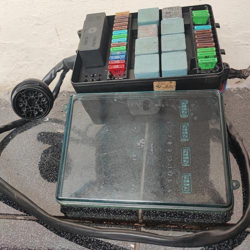 Jual Fuse Box BMW E30 Full Set Relay Bosch Original Fusebox - Jakarta ...