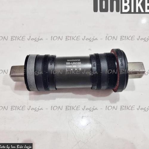 Shimano BB-UN300 boîte de pédalier 4 pans BSA 68/110 mm pour protecti, 12.00 CHF Shimano BB-UN300 boîte de pédalier 4 pans BSA 68/110 mm pour protecti, 12.00 CHF