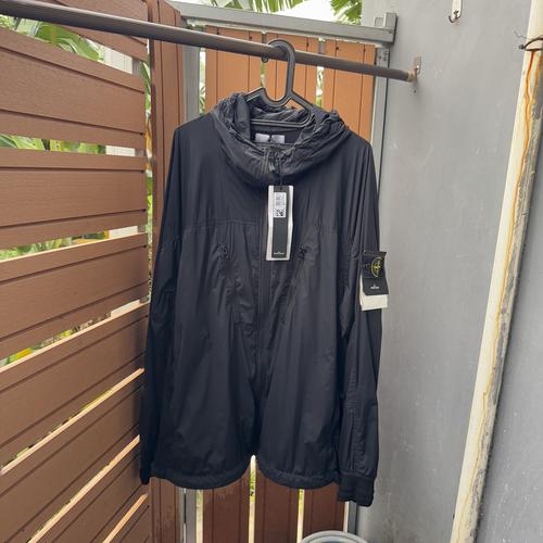Jual Stone Island SI Skin Touch Nylon-TC Packable Jacket in Black