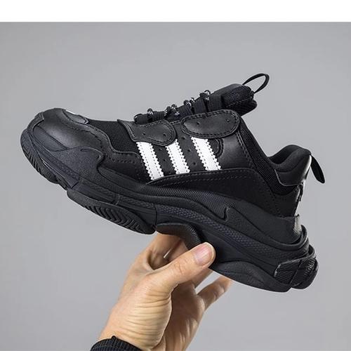 SEPATU ADIDAS X BALENCIAGA TRIPLE S BLACK WHITE 40 di Giosneakersjkt13  Tokopedia