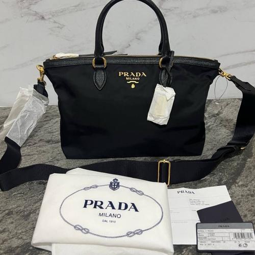 Ready Prada 1BA104 Tusseto Saffiano Zipper Black Ghw di Atuferlia Bags  Tokopedia
