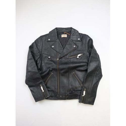 e1f1a09b-fd2f-4db9-b3b8-