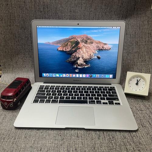 MacBook Air 13インチ Early 2014 MD760J/B」Core i5搭載 /メモリー4GB