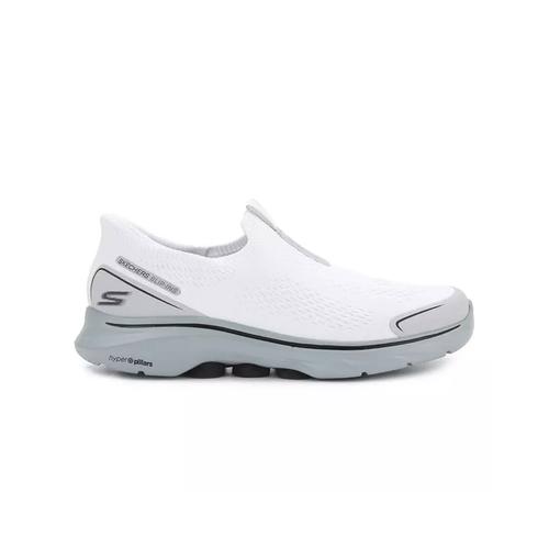 nike outlet traverse