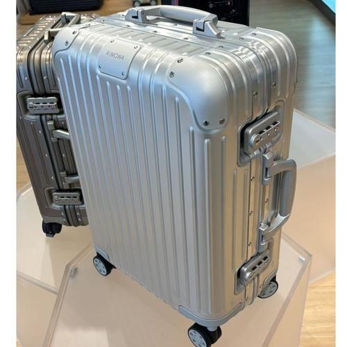 Jual rimowa original 35l cabin aluminium suitcase silver Kota