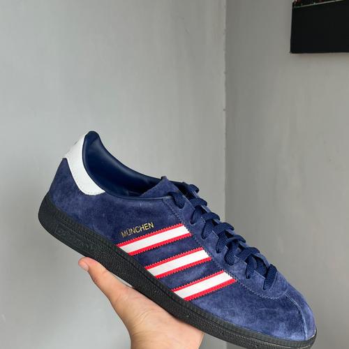 Adidas Munchen Edge Rare di Bons Merch Tokopedia