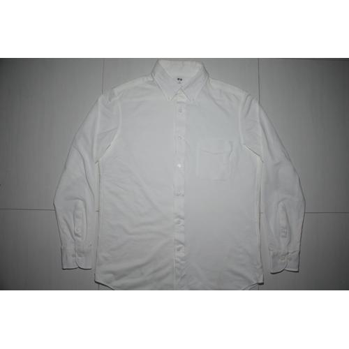 uniqlo white button down