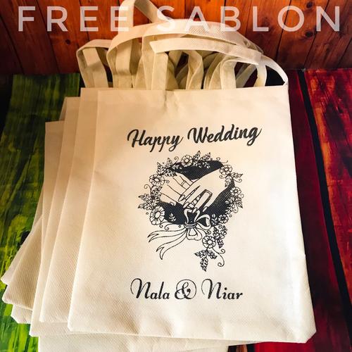 Gambar SOUVENIR PERLENGKAPAN PERNIKAHAN, SOUVENIR MURAH GRATIS SABLON F20.25 dari pusat tas undangan Kab. Ponorogo Tokopedia