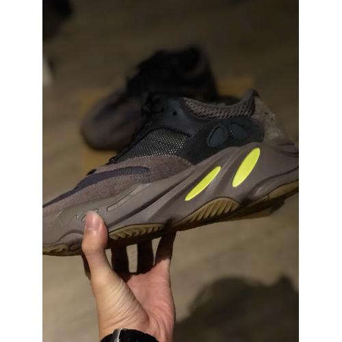 yeezy violet