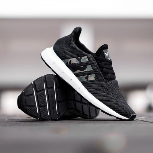 adidas swift run black camo