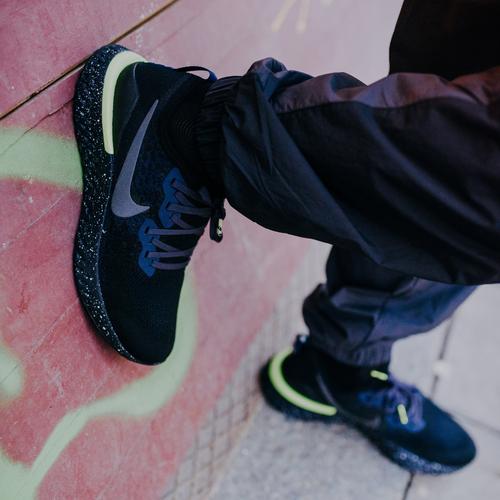 epic react flyknit 2 black