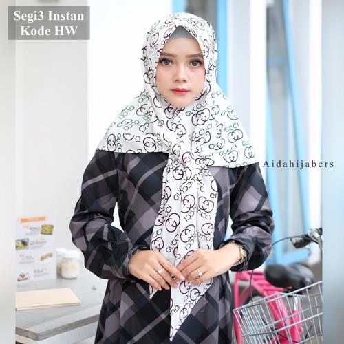 Foto Produk HIJAB SEGITIGA INSTAN KODE HW dari aidahijabers