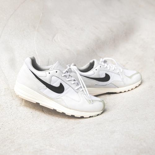 fog skylon white