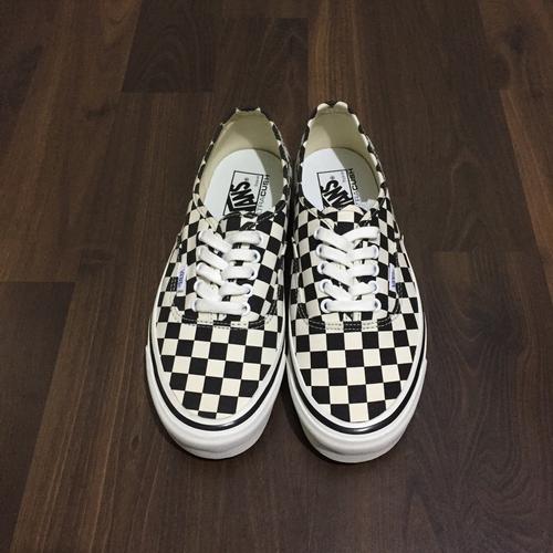 vans authentic alyx