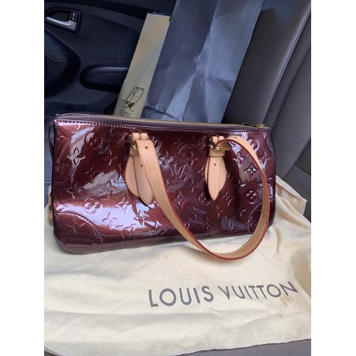 Foto Produk Louis Vuitton Rosewood Avenue Monogram Vernis Amarante Lv dari AMORETTE SHOP