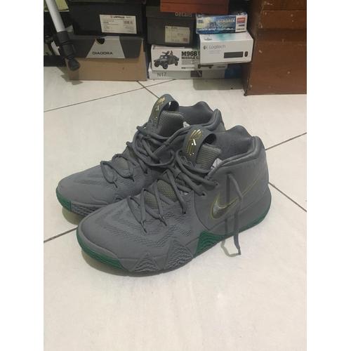cool kyrie