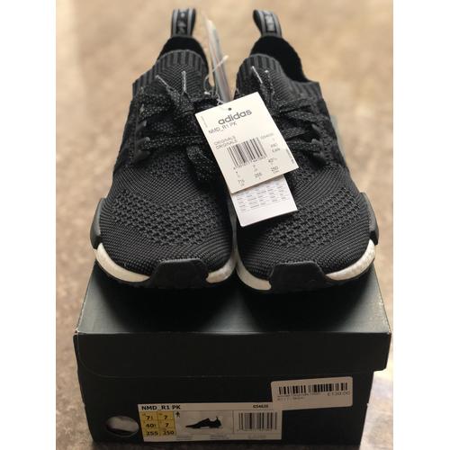 adidas nmd r1 black reflective