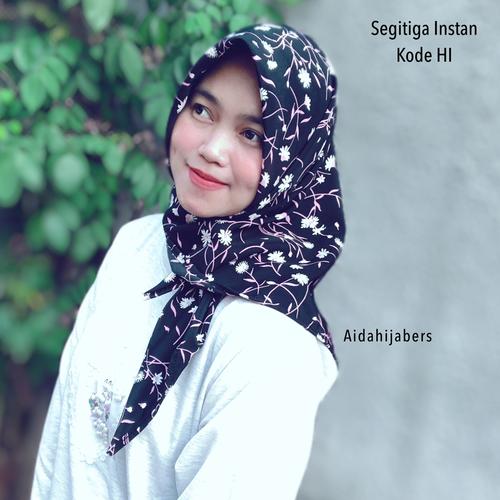 Foto Produk JILBAB SEGITIGA INSTAN MOTIF MONALISA KODE IH dari aidahijabers