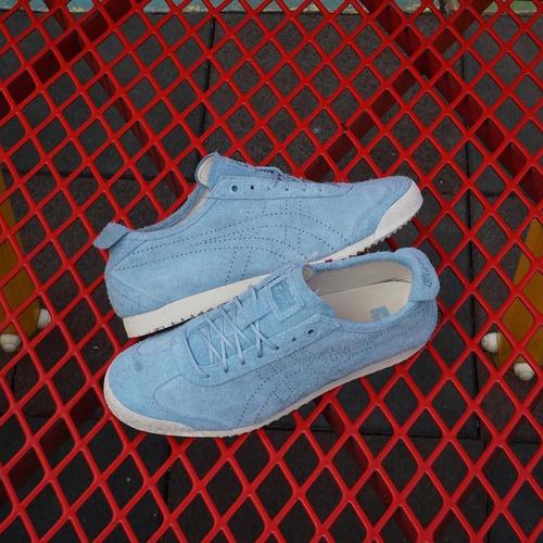 onitsuka tiger light blue