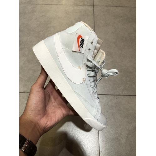 nike mid rebel